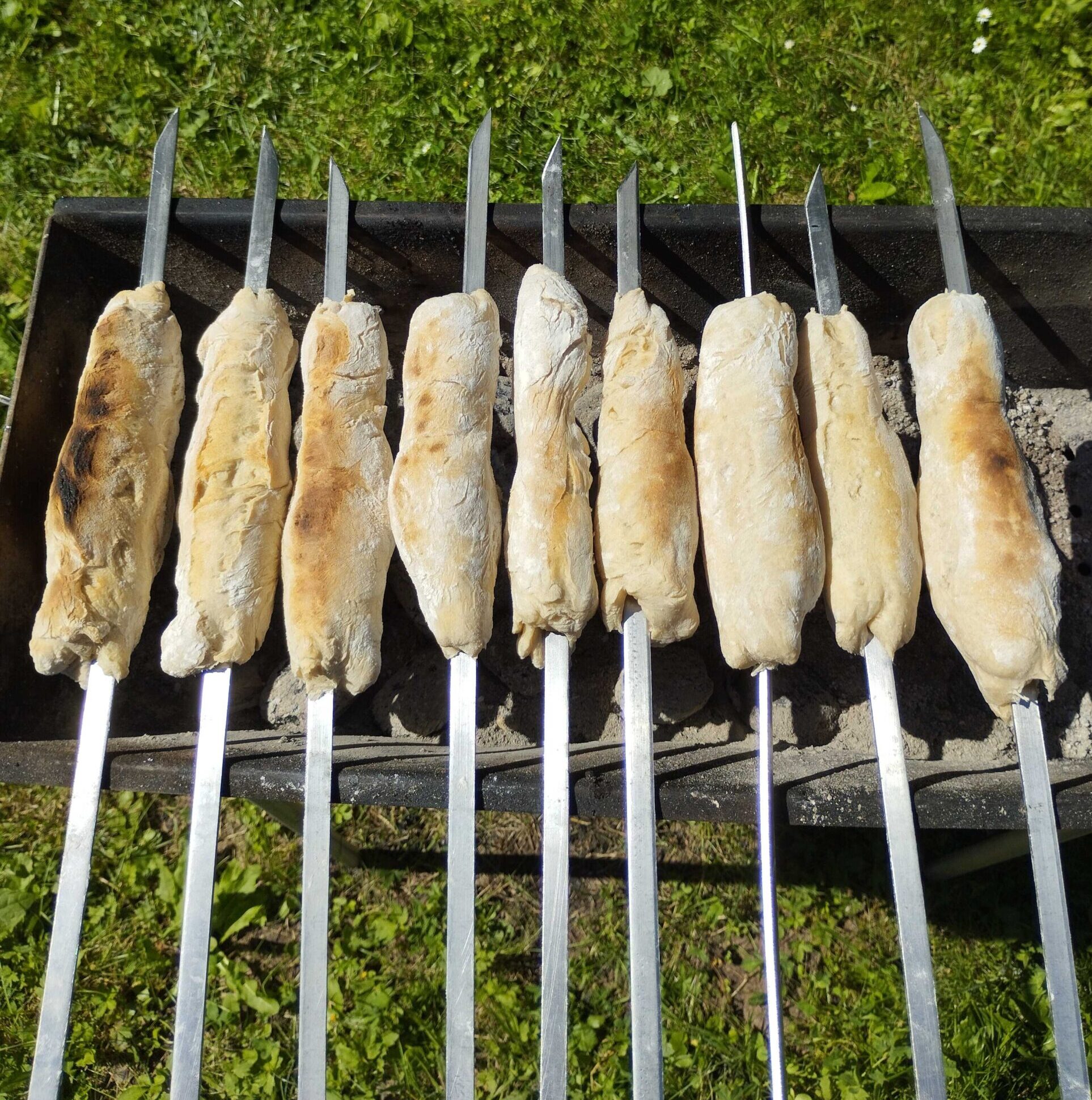 Read more about the article Stockbrot das Grundrezept
